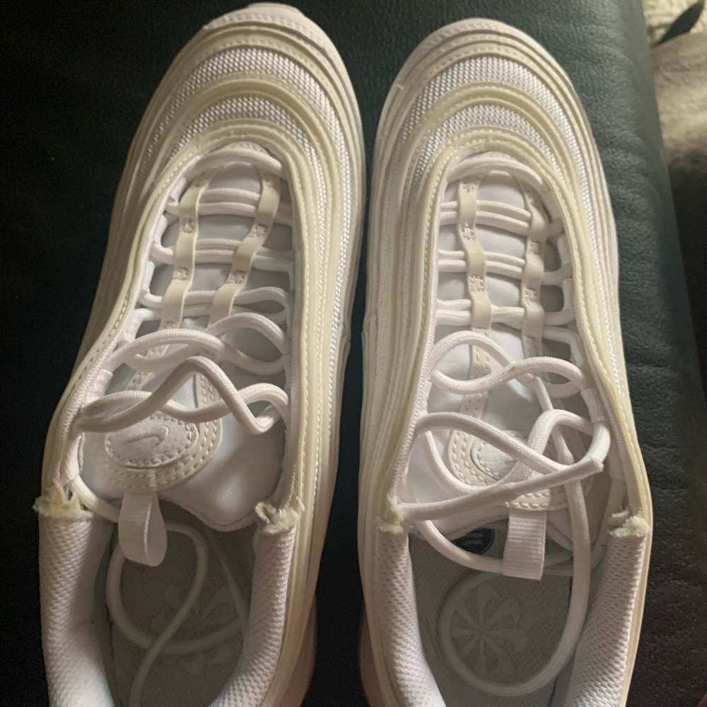 Nike Max, Size 8.5. White , like new